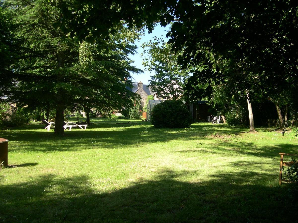 Bed and Breakfast L'Ancien Prieure Saint-Jean-de-la-Motte Exterior foto